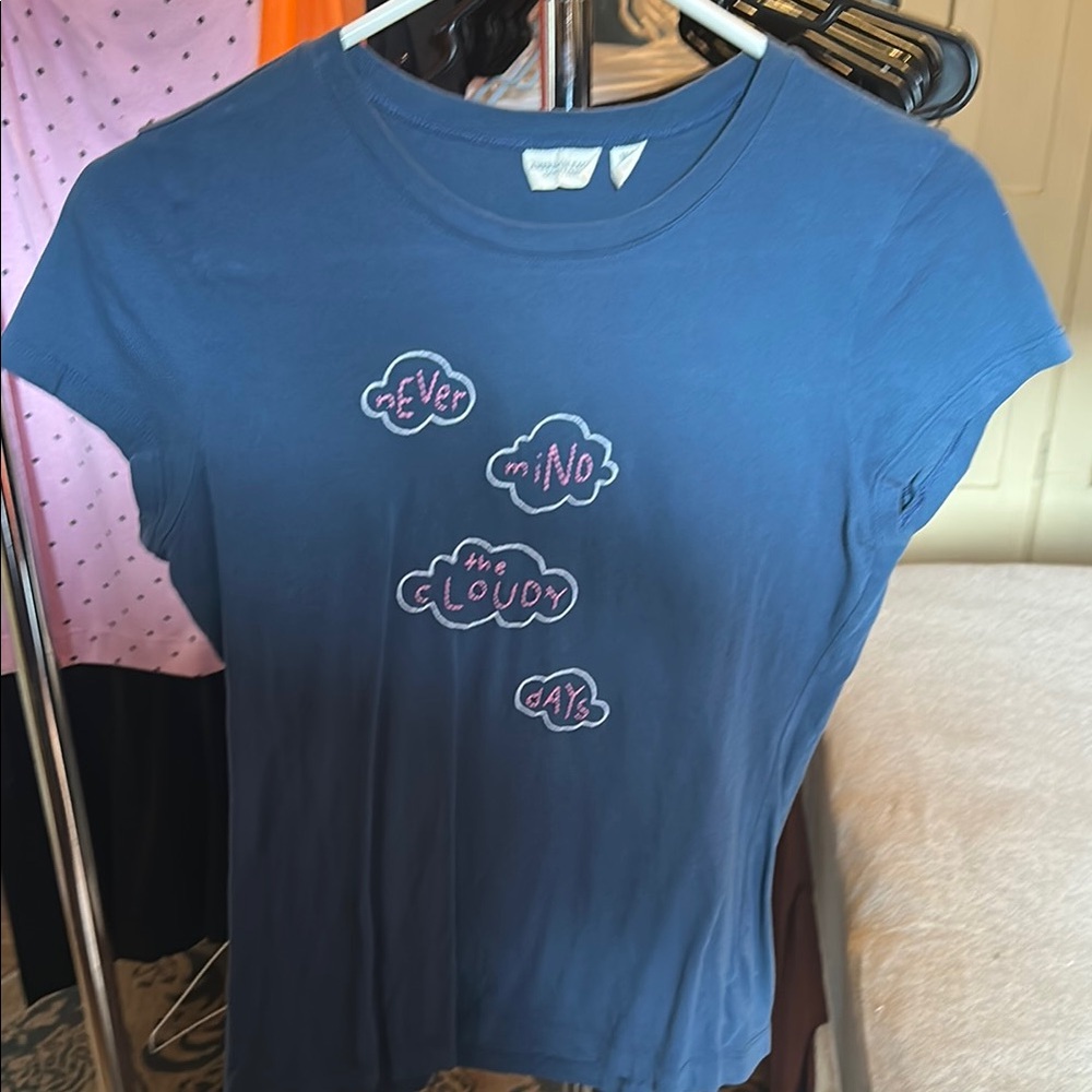 Vintage American Eagle Outfitters Graphic Tee – Size Medium